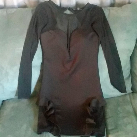 Dress - Picture 1 of 3